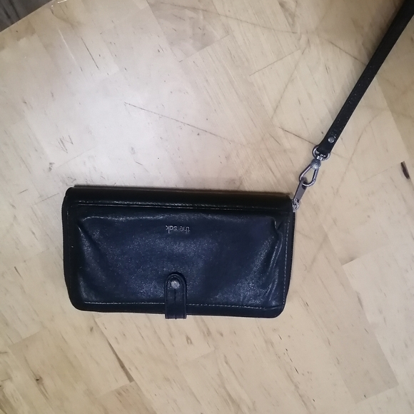 The sak black wallet / phone case wristlet - Picture 2 of 6
